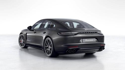 Volcano Grey Metallic 2022 Porsche Panamera