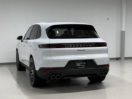 2025 Porsche Cayenne 
