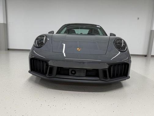 2026 Porsche 911 Carrera GTS