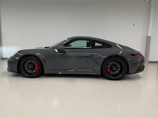 2026 Porsche 911 Carrera GTS