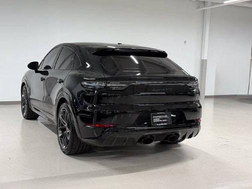 Black 2023 Porsche Cayenne