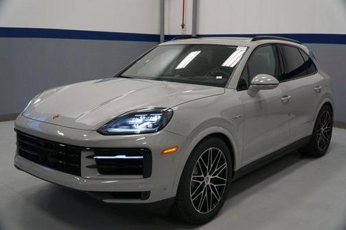 2026 Porsche Cayenne AWD