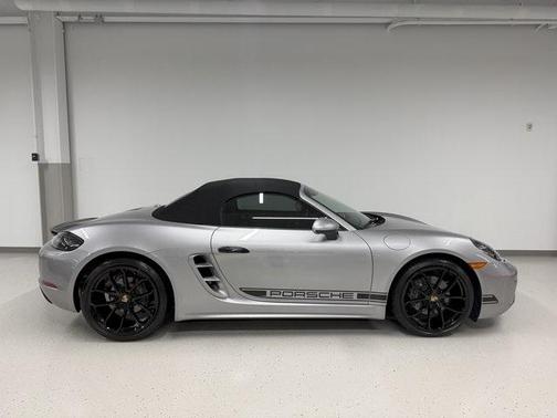 2024 Porsche 718 Boxster Style Edition