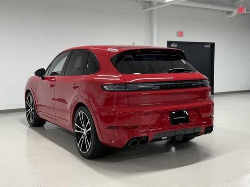 2026 Porsche Cayenne GTS