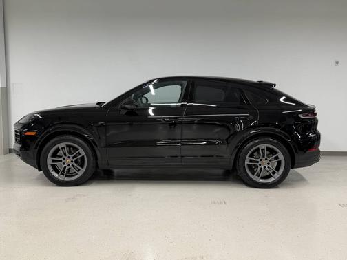 Black 2024 Porsche Cayenne