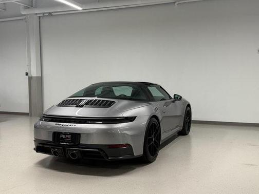 2025 Porsche 911 Targa 4 GTS