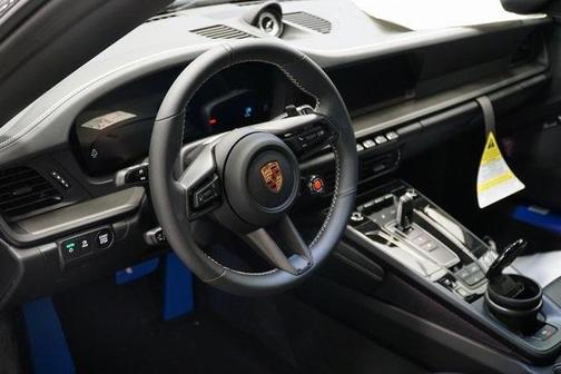 2026 Porsche 911 Carrera 4 GTS