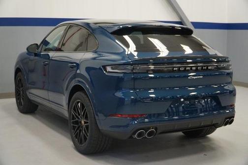 2026 Porsche Cayenne AWD