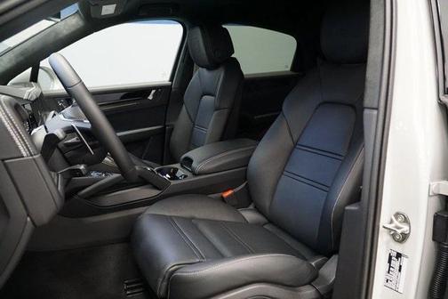 2026 Porsche Cayenne GTS