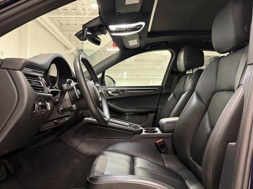 2023 Porsche Macan 