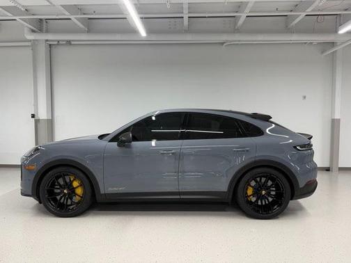2024 Porsche Cayenne Turbo GT