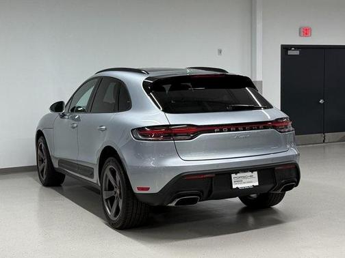 2025 Porsche Macan 