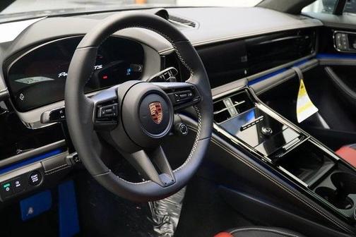 2026 Porsche Panamera GTS