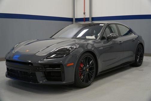 2026 Porsche Panamera GTS