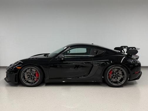 2023 Porsche 718 Cayman GT4 RS