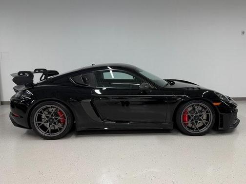 2023 Porsche 718 Cayman GT4 RS