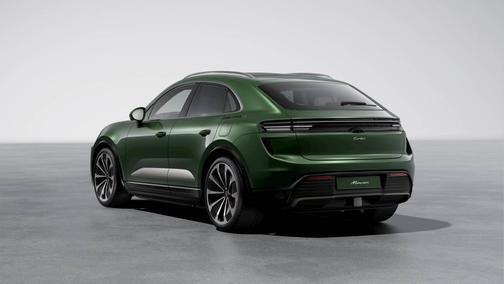 Oak Green Metallic Neo 2024 Porsche Macan