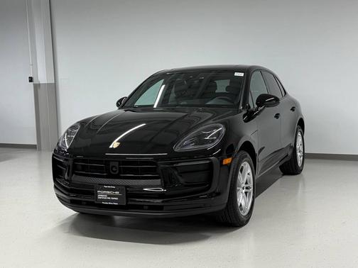 2023 Porsche Macan 