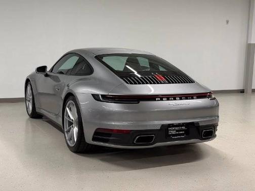 GT-Silver Metallic 2024 Porsche 911