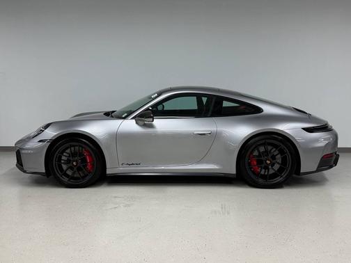 GT Silver Metallic 2026 Porsche 911
