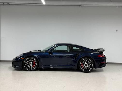 Night Blue Metallic 2019 Porsche 911
