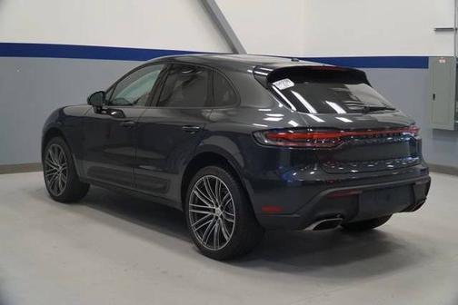 Volcano Grey Metallic 2026 Porsche Macan