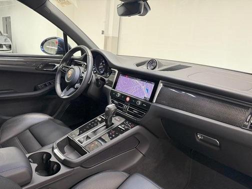 2025 Porsche Macan GTS