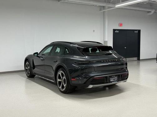 2022 Porsche Taycan 4