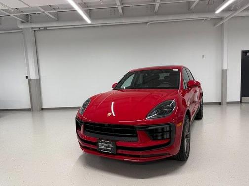 2022 Porsche Macan S