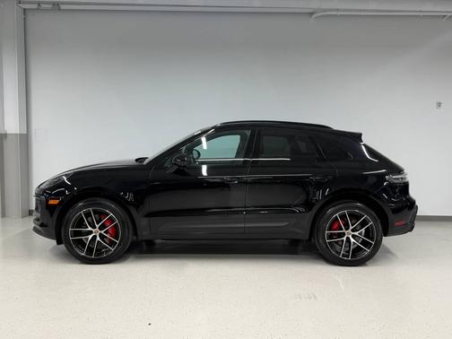 Black 2023 Porsche Macan