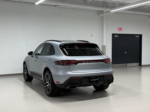 2025 Porsche Macan 