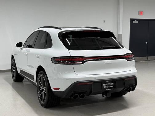2024 Porsche Macan 