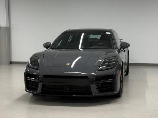 Slate Grey Neo 2025 Porsche Panamera