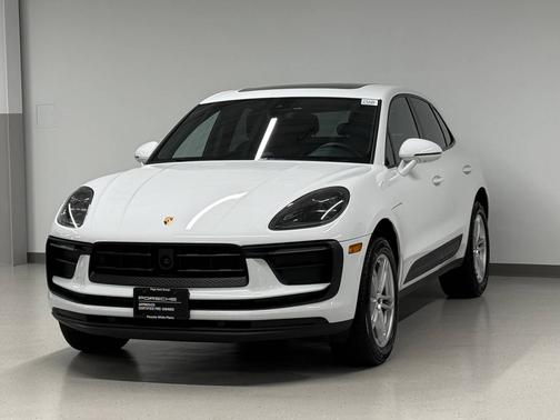 2025 Porsche Macan 