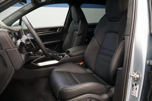 2026 Porsche Cayenne GTS