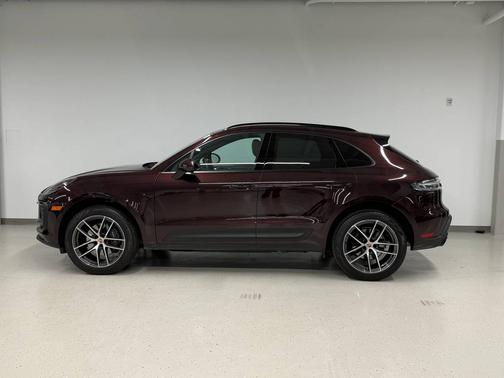 2024 Porsche Macan 