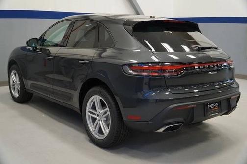 Volcano Grey Metallic 2025 Porsche Macan
