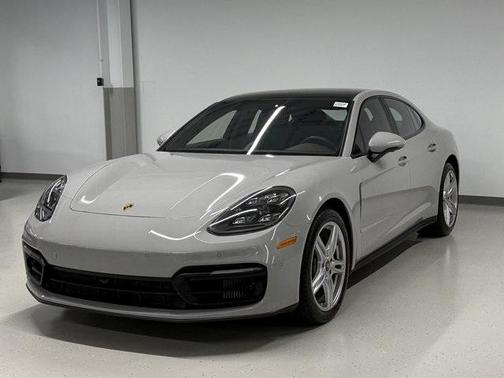 2022 Porsche Panamera 4 Platinum Edition