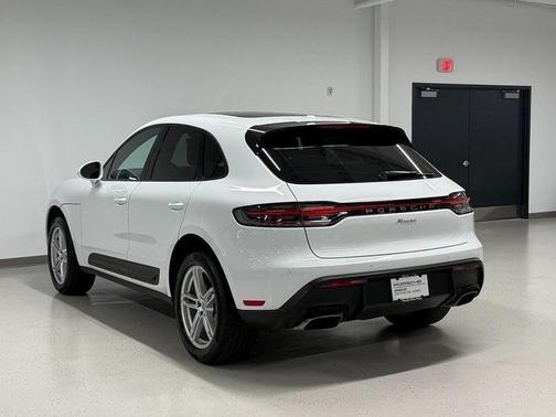 2023 Porsche Macan 
