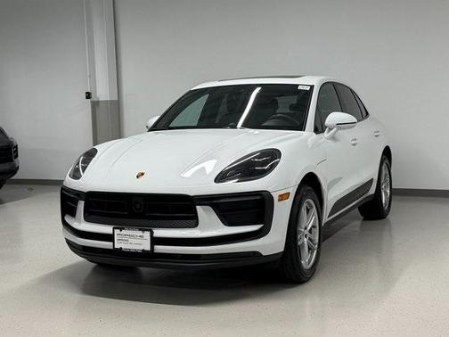 2023 Porsche Macan 