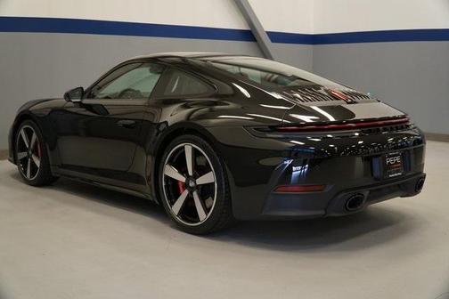 2025 Porsche 911 Carrera S