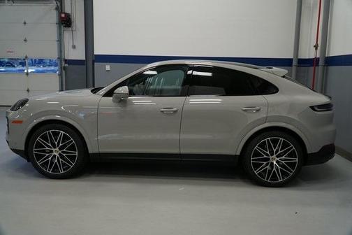 2026 Porsche Cayenne AWD