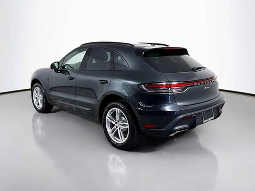 Volcano Grey Metallic 2026 Porsche Macan