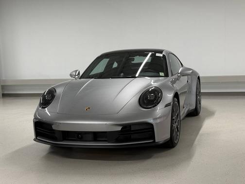 GT Silver Metallic 2026 Porsche 911