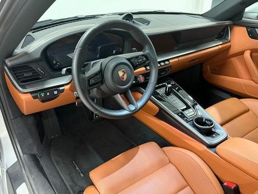 2025 Porsche 911 Carrera