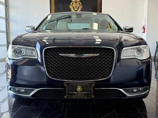 2015 Chrysler 300C Base