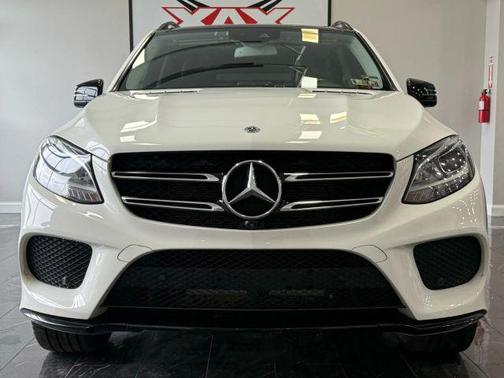 White 2019 Mercedes-Benz GLE 400 Base 4MATIC
