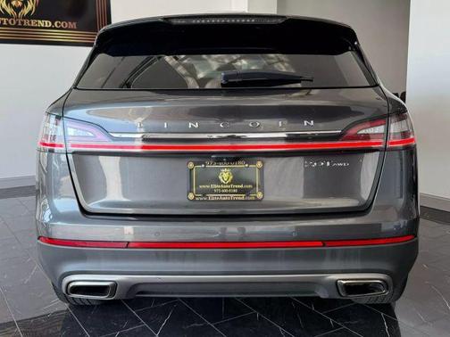 2020 Lincoln Nautilus Reserve