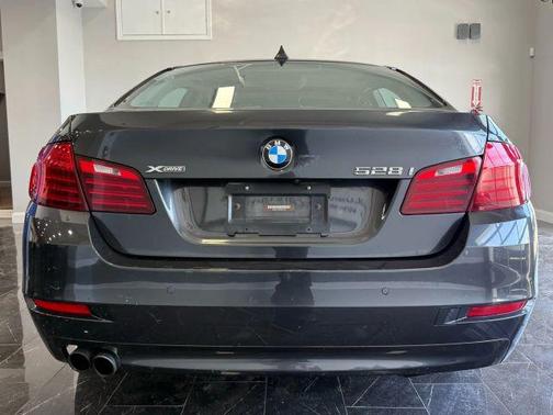 2015 BMW 528 i xDrive