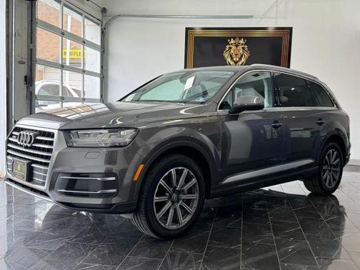 2019 Audi Q7 45 Premium Plus